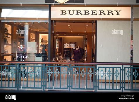 burberry plaza king of prussia